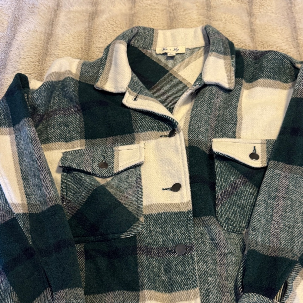 Plaid Button-Up Jacket - Picture 2 of 3